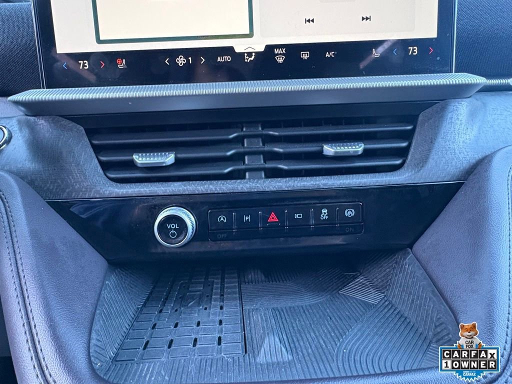 Certified 2025 Ford Explorer Platinum w/ LUX Leather Package image 18