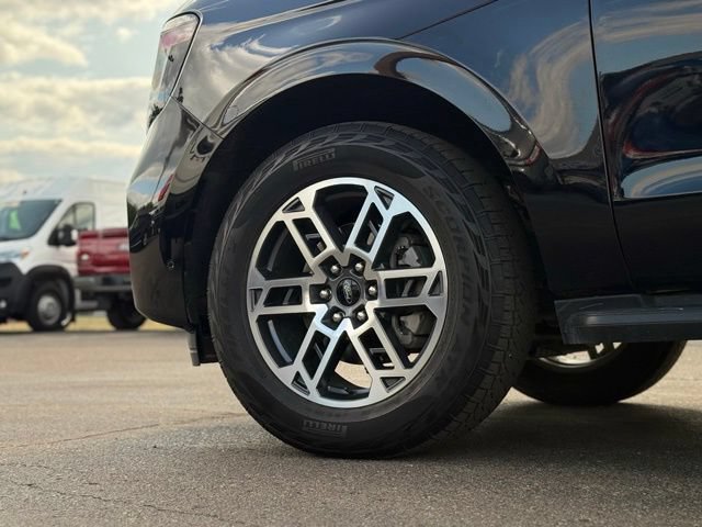 Certified 2025 Ford Expedition Active AWD/4WD image 49