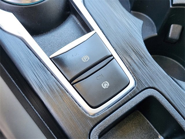 Certified 2025 Ford Escape Platinum w/ Premium Technology Package image 27