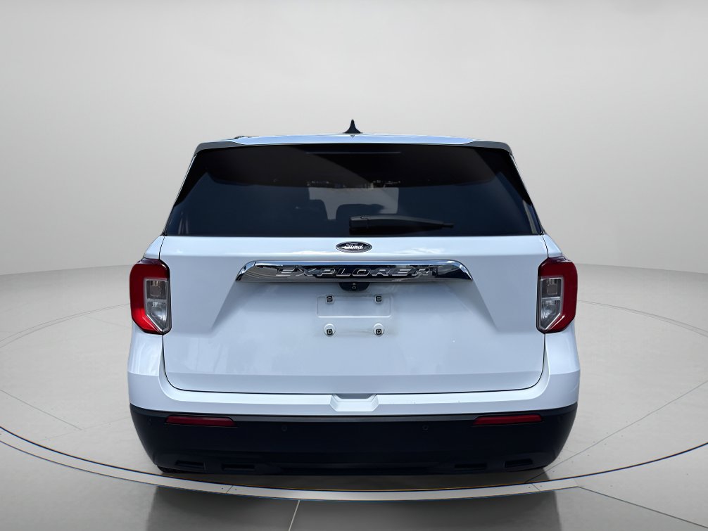 Certified 2021 Ford Explorer 2WD image 4