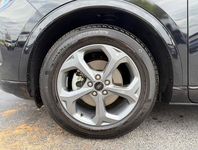 Certified 2024 Ford Escape ST-Line FWD image 4