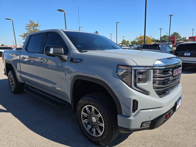 Used 2024 GMC Sierra 1500 AT4 w/ Technology Package AWD/4WD image 7