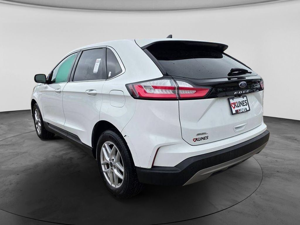 Certified 2024 Ford Edge SEL AWD/4WD image 6