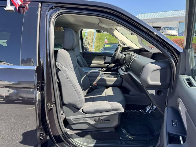 Certified 2025 Ford Expedition Max Active AWD/4WD image 11
