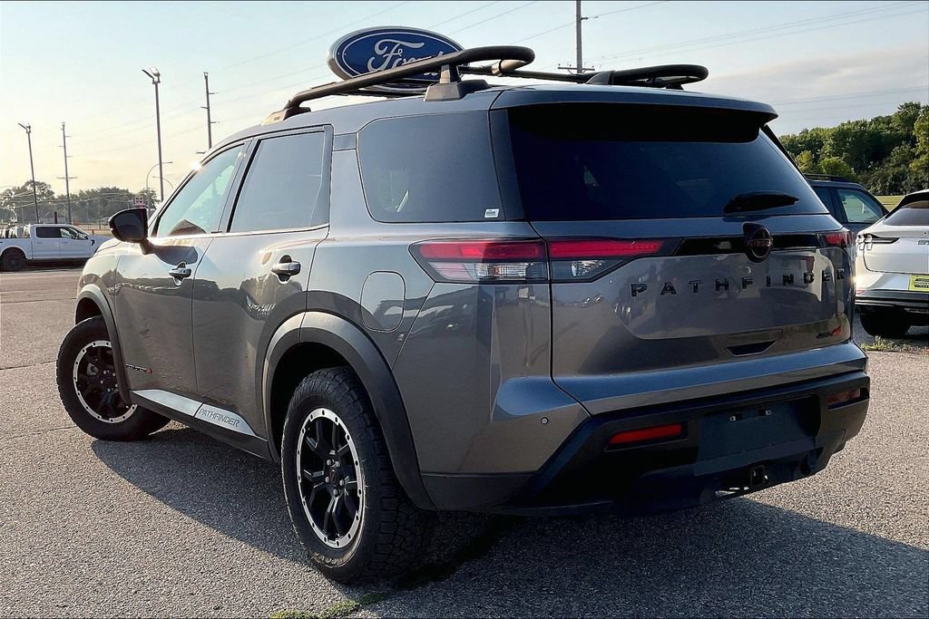 Used 2026 Nissan Pathfinder Rock Creek AWD/4WD image 3