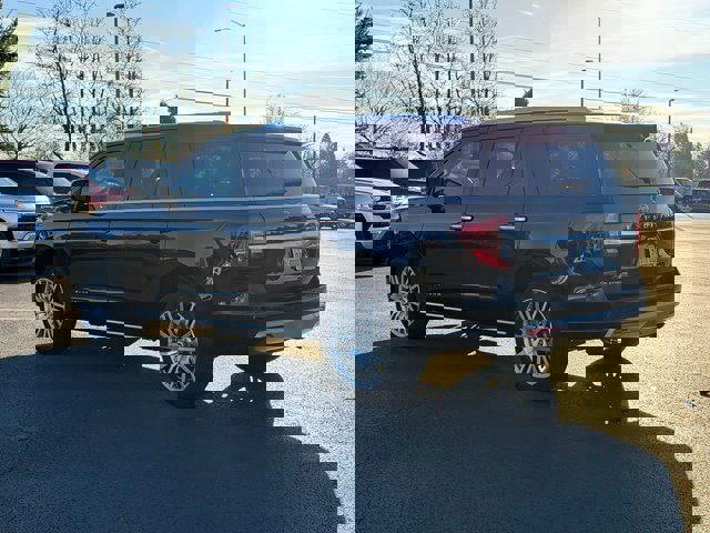 Certified 2023 Ford Expedition Platinum image 5