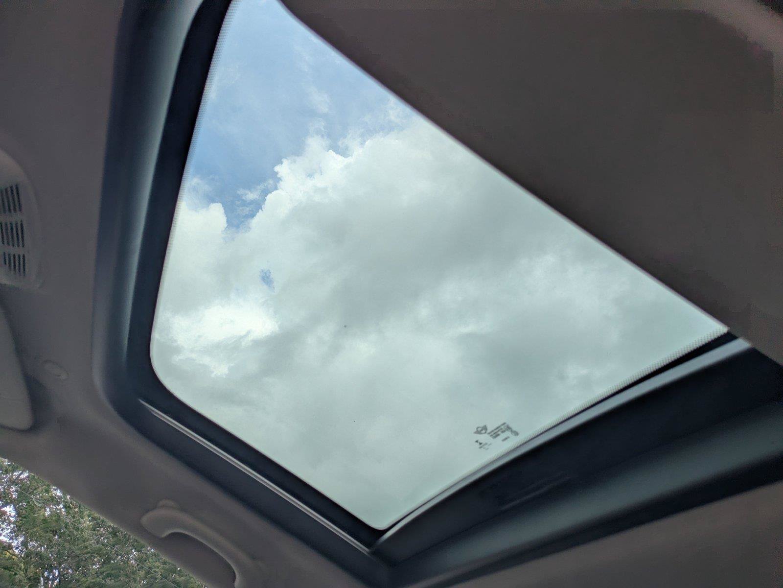 Used 2019 MINI Cooper 2-Door Hardtop FWD image 24