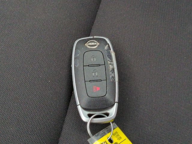 Used 2024 Nissan Rogue S FWD image 27