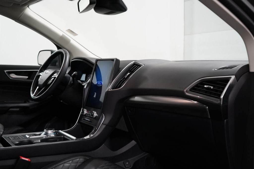 Certified 2023 Ford Edge Titanium AWD/4WD image 36