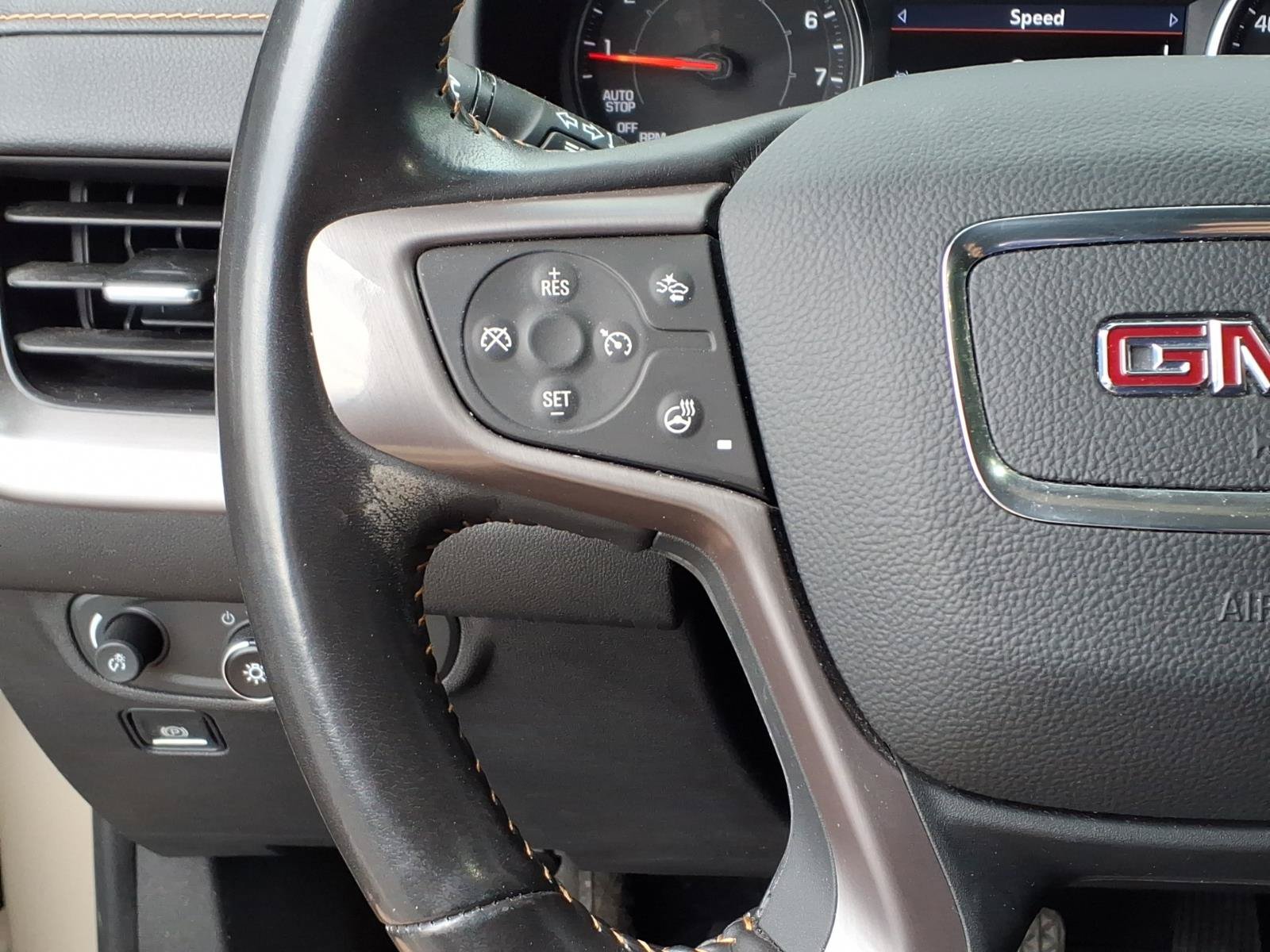 Used 2022 GMC Terrain AT4 w/ LPO, Floor Liner Package AWD/4WD image 17