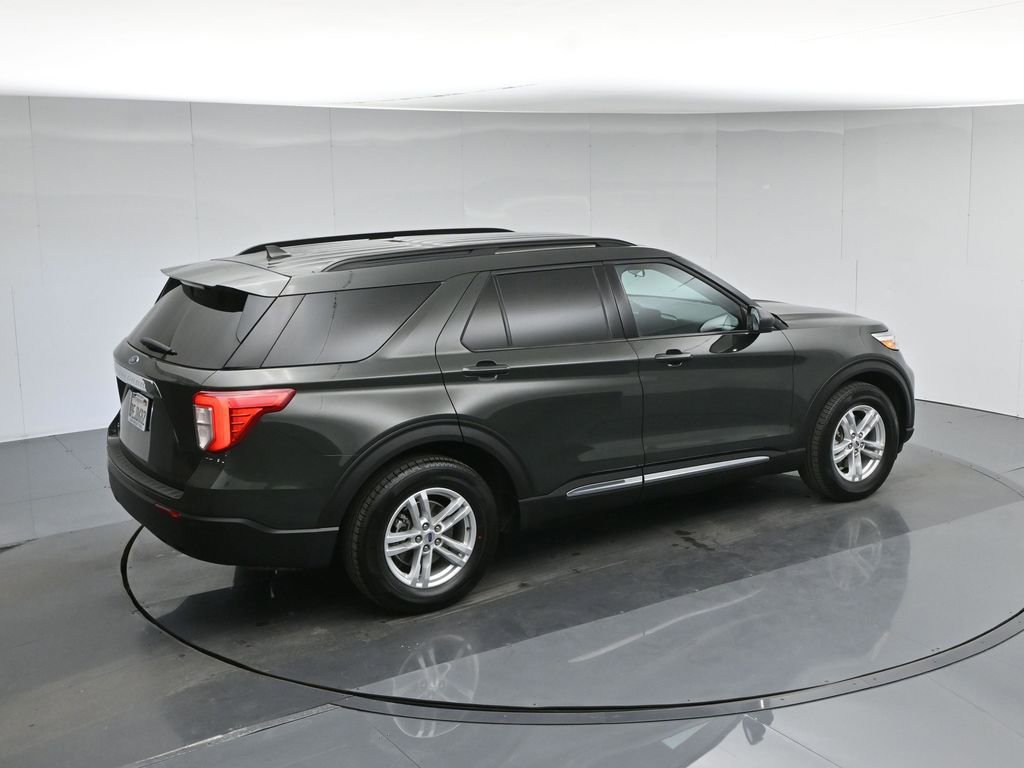 Certified 2022 Ford Explorer XLT image 46