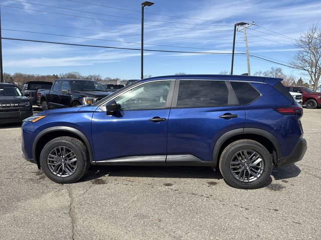 Used 2023 Nissan Rogue S image 13