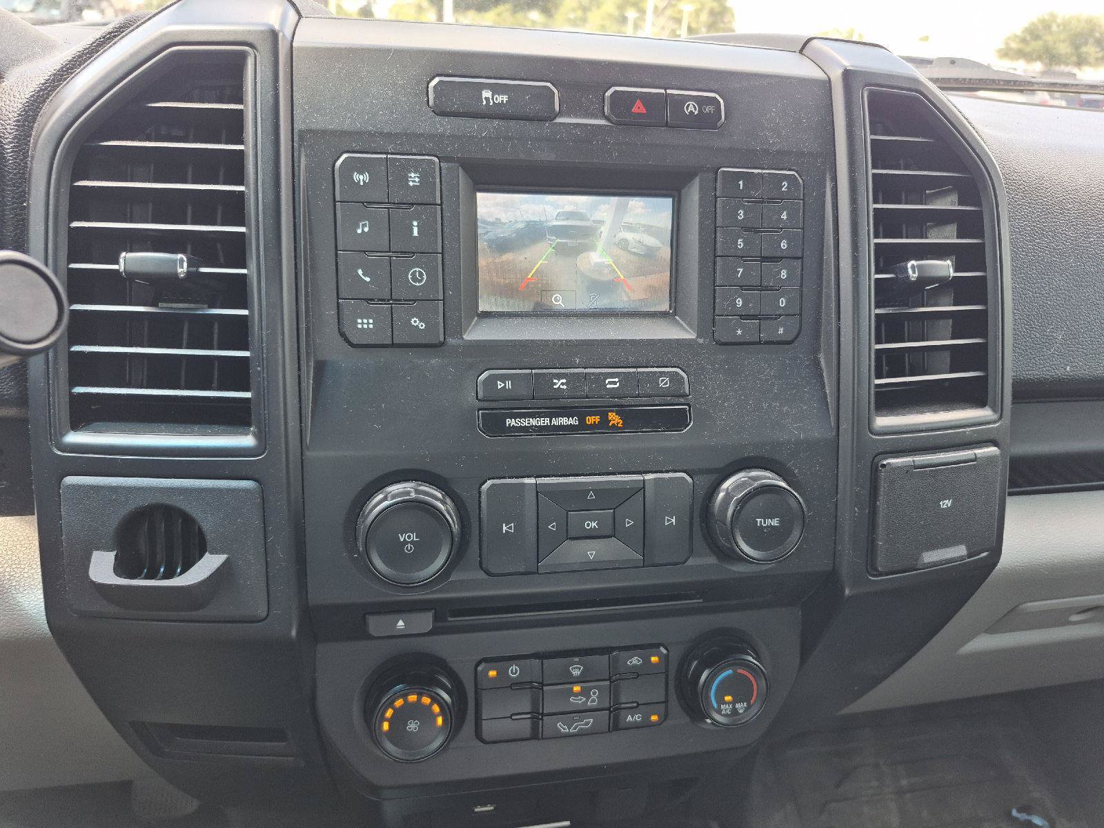Certified 2018 Ford F150 XL w/ Equipment Group 101A Mid RWD image 4