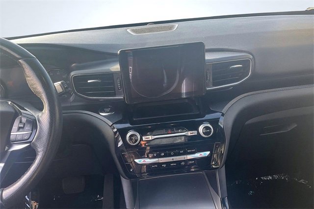 Certified 2022 Ford Explorer ST-Line w/ Class IV Trailer Tow Package image 8