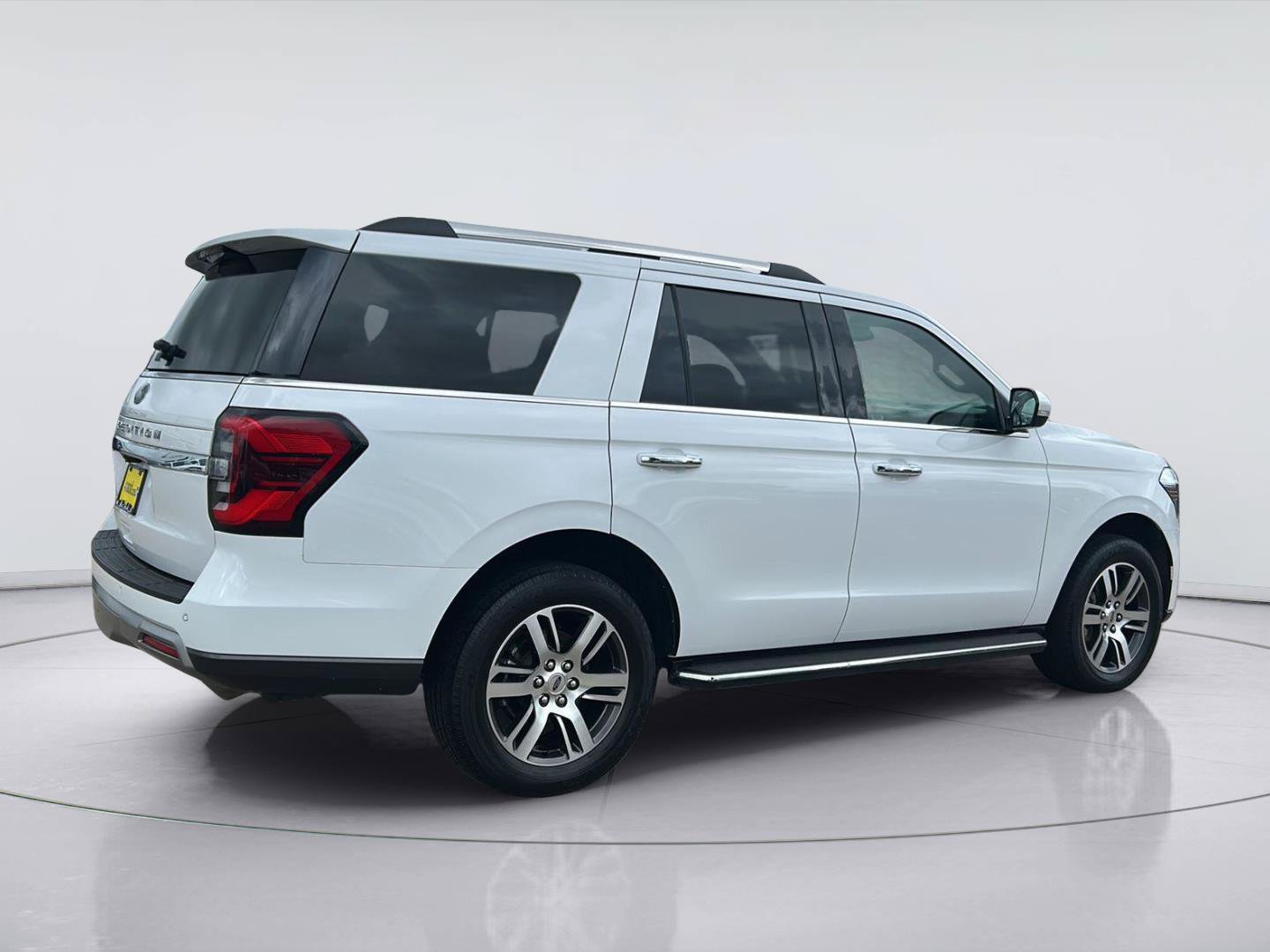 Certified 2022 Ford Expedition Limited AWD/4WD image 4
