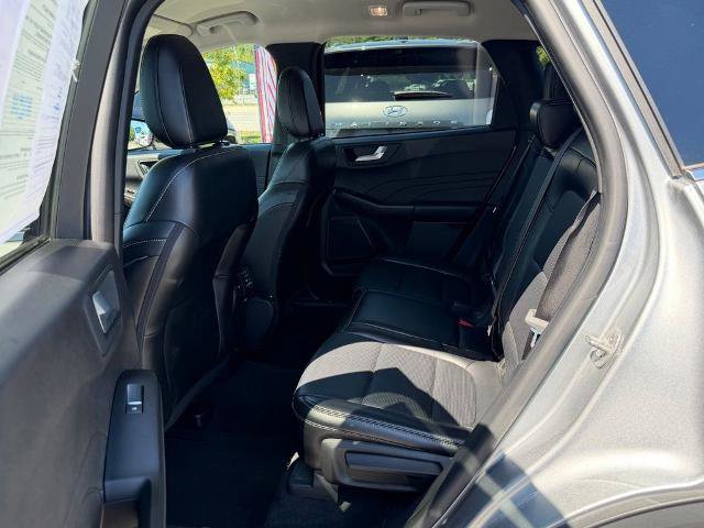 Certified 2024 Ford Escape Platinum AWD/4WD image 16