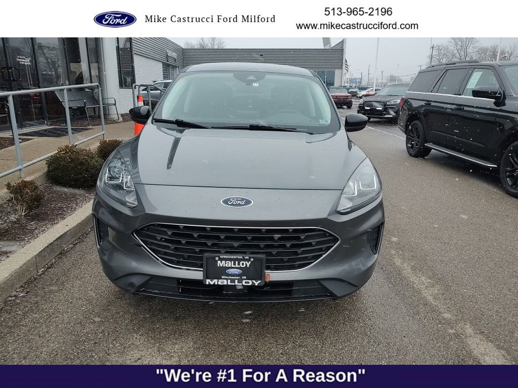 Certified 2022 Ford Escape SE w/ SE Sport Appearance Package image 2