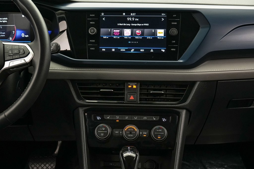 Used 2024 Volkswagen Taos SE image 15