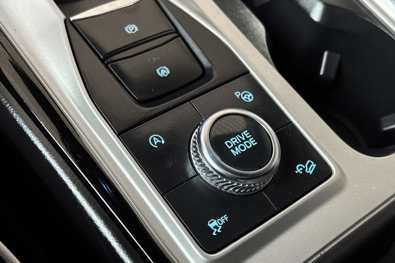 Certified 2022 Ford Explorer ST w/ Equipment Group 401A image 33