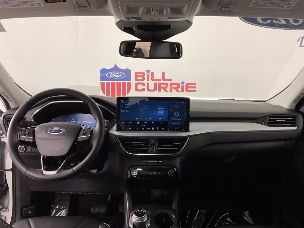 Certified 2025 Ford Escape Platinum w/ Premium Technology Package FWD image 19
