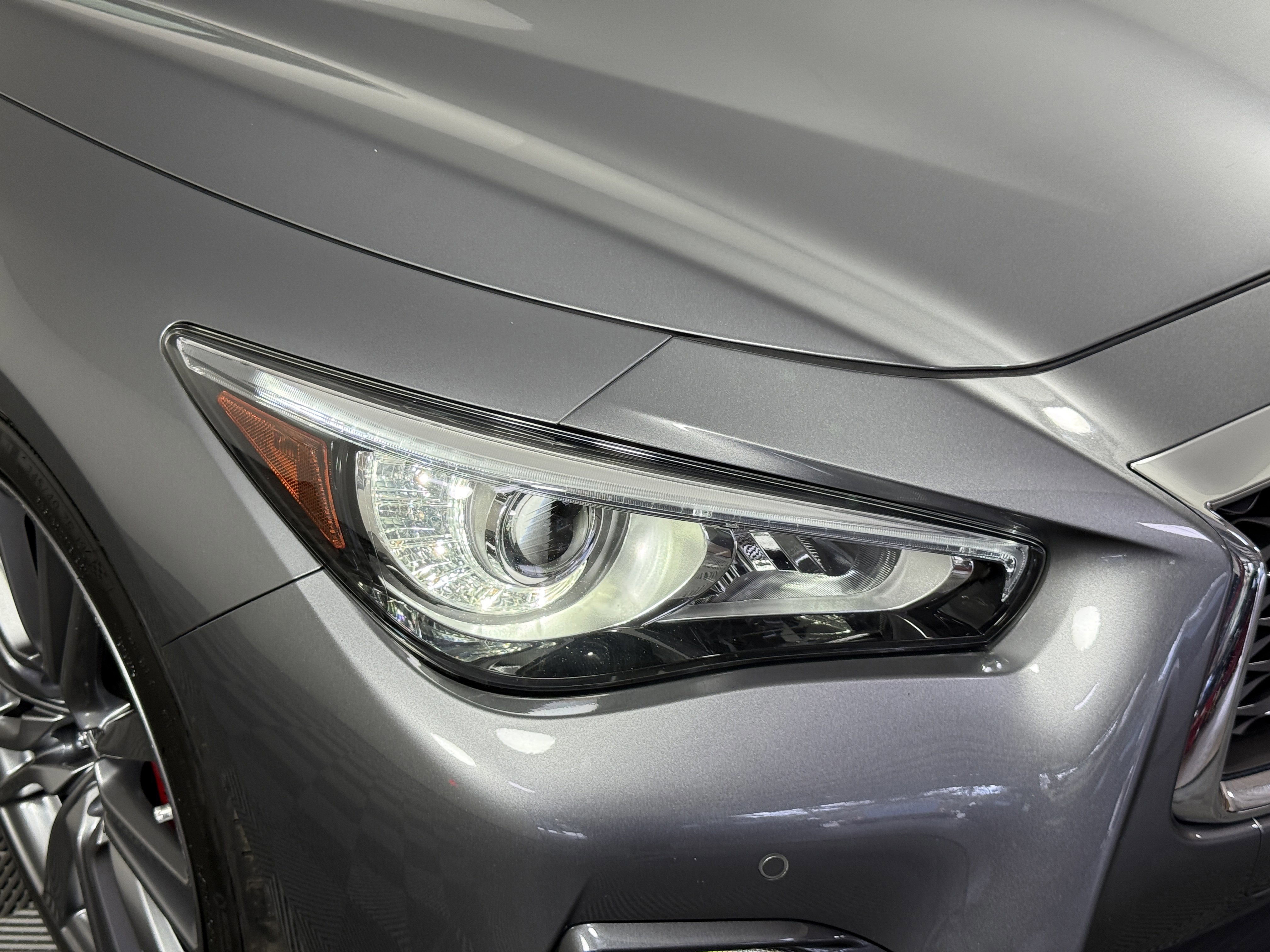 Used 2019 INFINITI Q50 Red Sport 400 w/ Sensory Package image 7