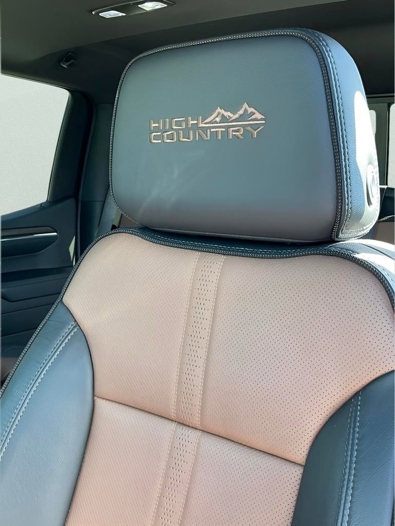 Used 2024 Chevrolet Silverado 1500 High Country image 32