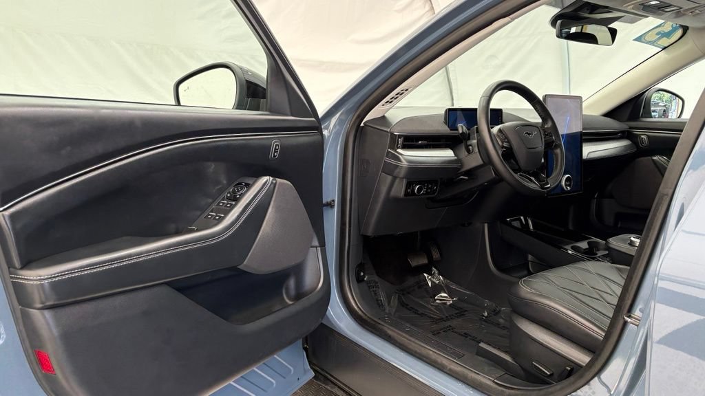 Certified 2023 Ford Mustang Mach-E Select RWD image 33