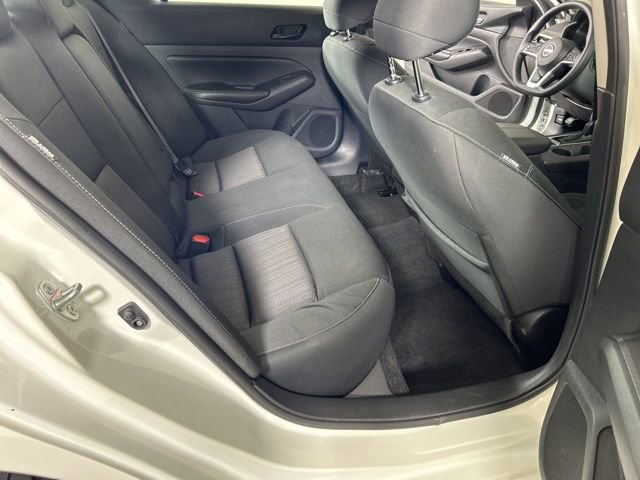 Used 2025 Nissan Altima 2.5 SV FWD image 17