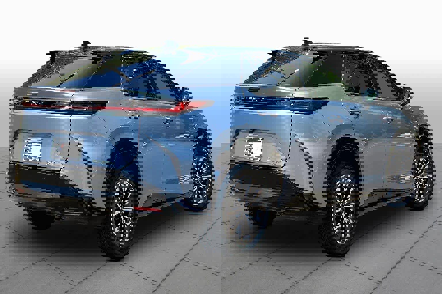 Used 2024 Lexus RZ 300e Premium w/ Accessory Package (Z1) FWD image 12