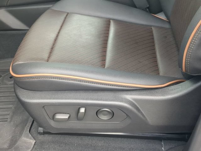 Used 2023 GMC Canyon AT4 w/ AT4 Premium Package AWD/4WD image 21
