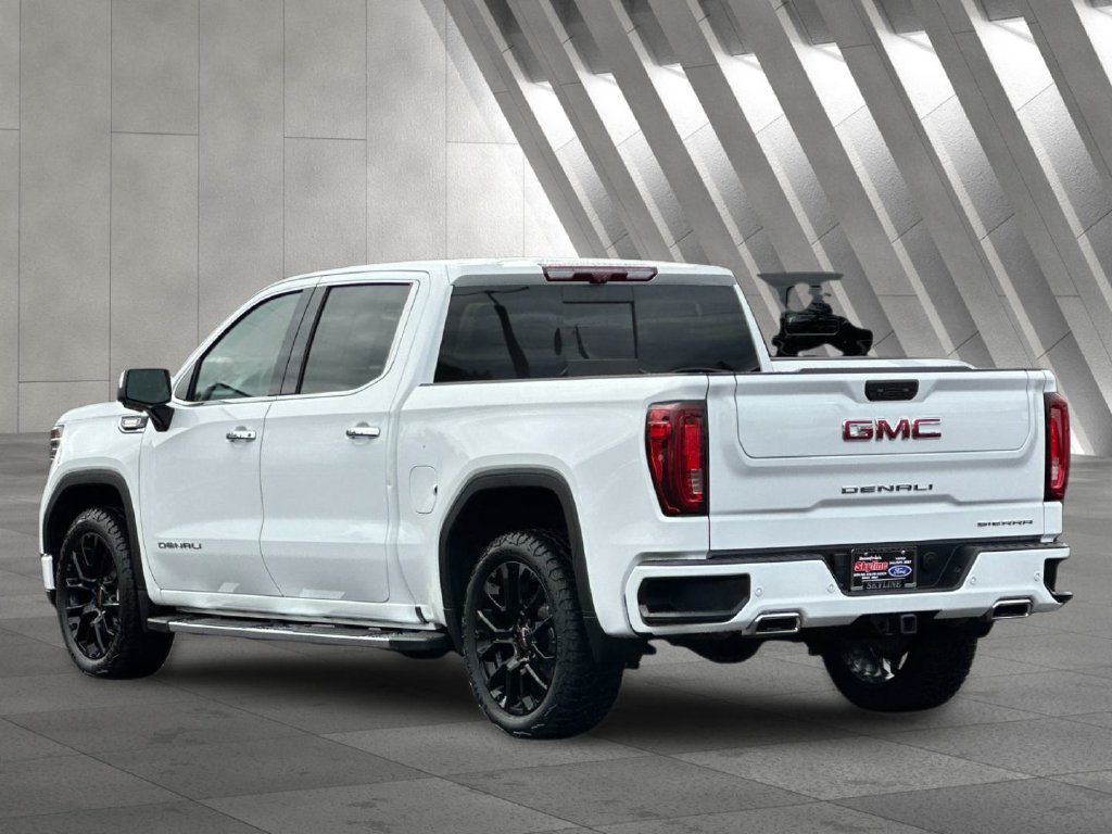 Used 2023 GMC Sierra 1500 Denali w/ Technology Package AWD/4WD image 5