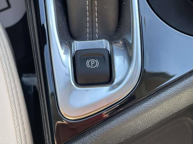 Used 2025 Buick Encore GX Preferred w/ Comfort Package FWD image 31
