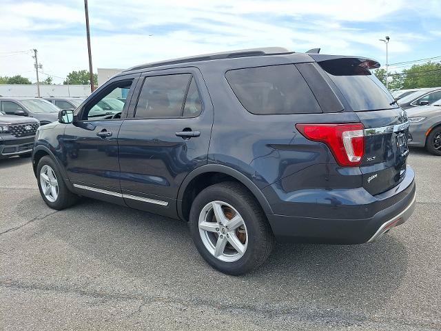 Certified 2017 Ford Explorer XLT AWD/4WD image 4