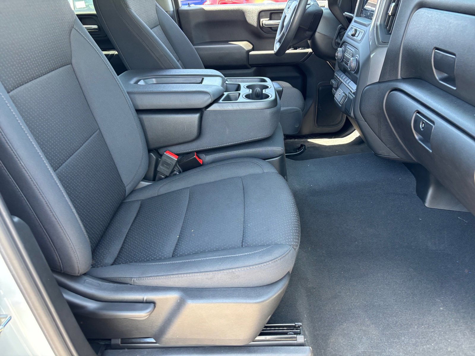 Used 2025 Chevrolet Silverado 2500 W/T w/ WT Convenience Package image 19