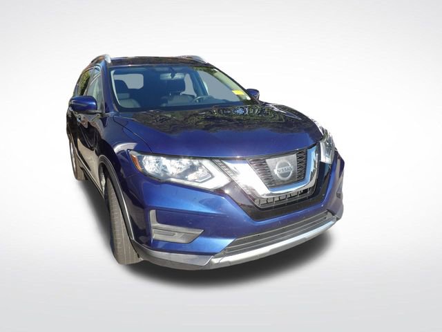Used 2017 Nissan Rogue SV w/ SV Premium Package FWD image 2
