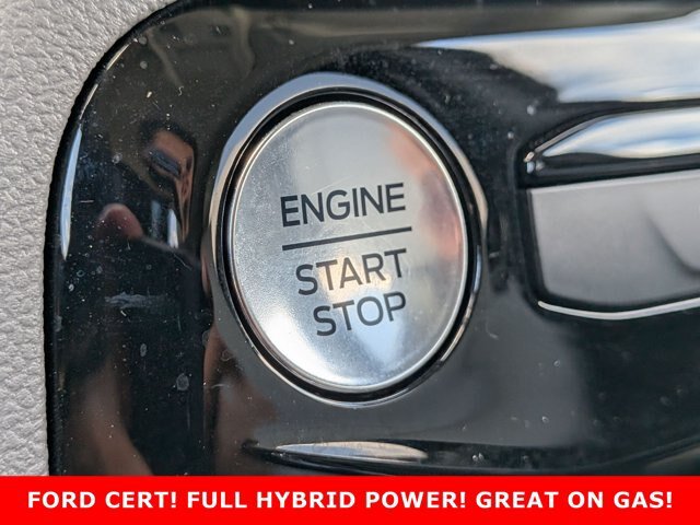 Certified 2024 Ford Escape Platinum AWD/4WD image 16