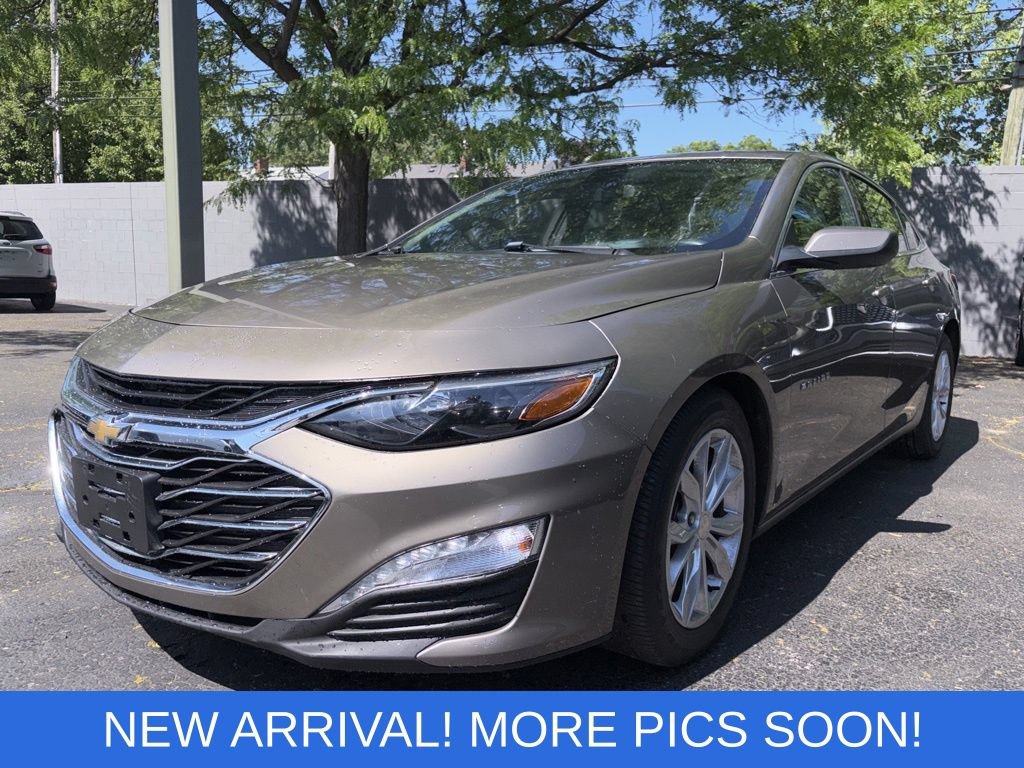 Used 2020 Chevrolet Malibu LT FWD image 1