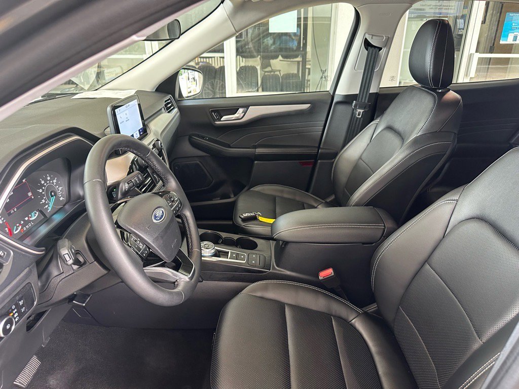 Certified 2022 Ford Escape SEL image 16