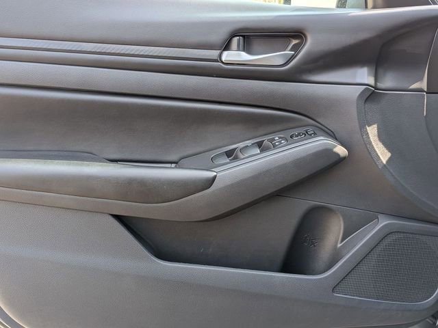 Used 2022 Nissan Altima 2.5 S FWD image 14