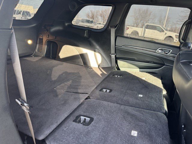 Used 2022 Jeep Grand Cherokee Limited w/ Trailer Tow Group IV image 35