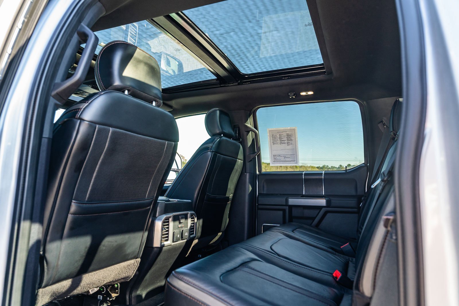 Certified 2019 Ford F250 Platinum w/ Platinum Ultimate Package image 19