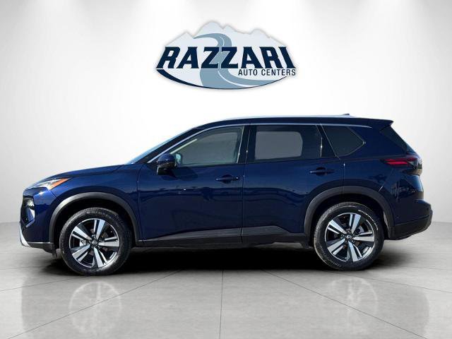 Used 2026 Nissan Rogue SL AWD/4WD image 2