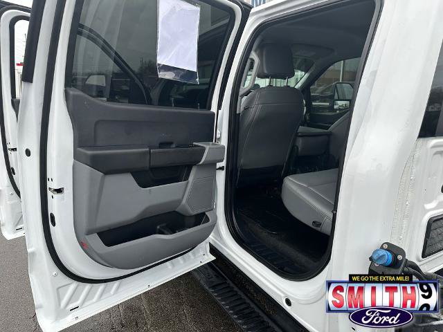 Certified 2024 Ford F550 4x4 Crew Cab Super Duty image 33