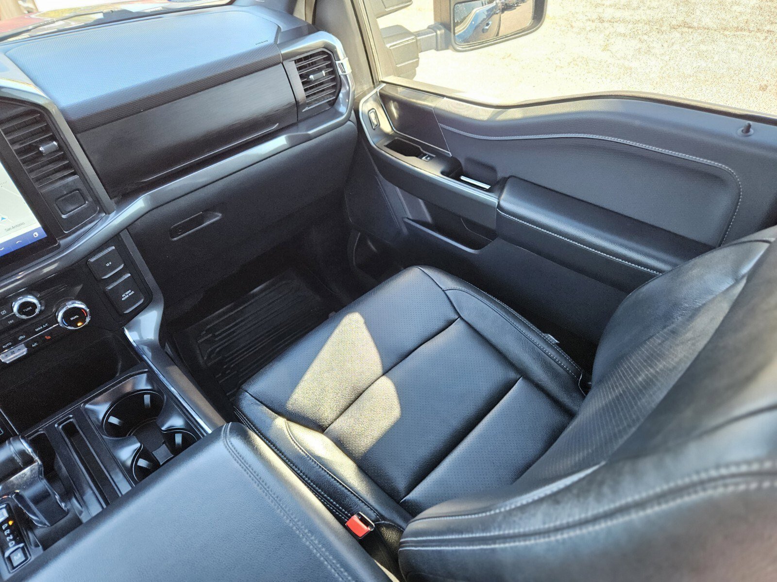 Certified 2023 Ford F150 XLT w/ Equipment Group 302A High image 17