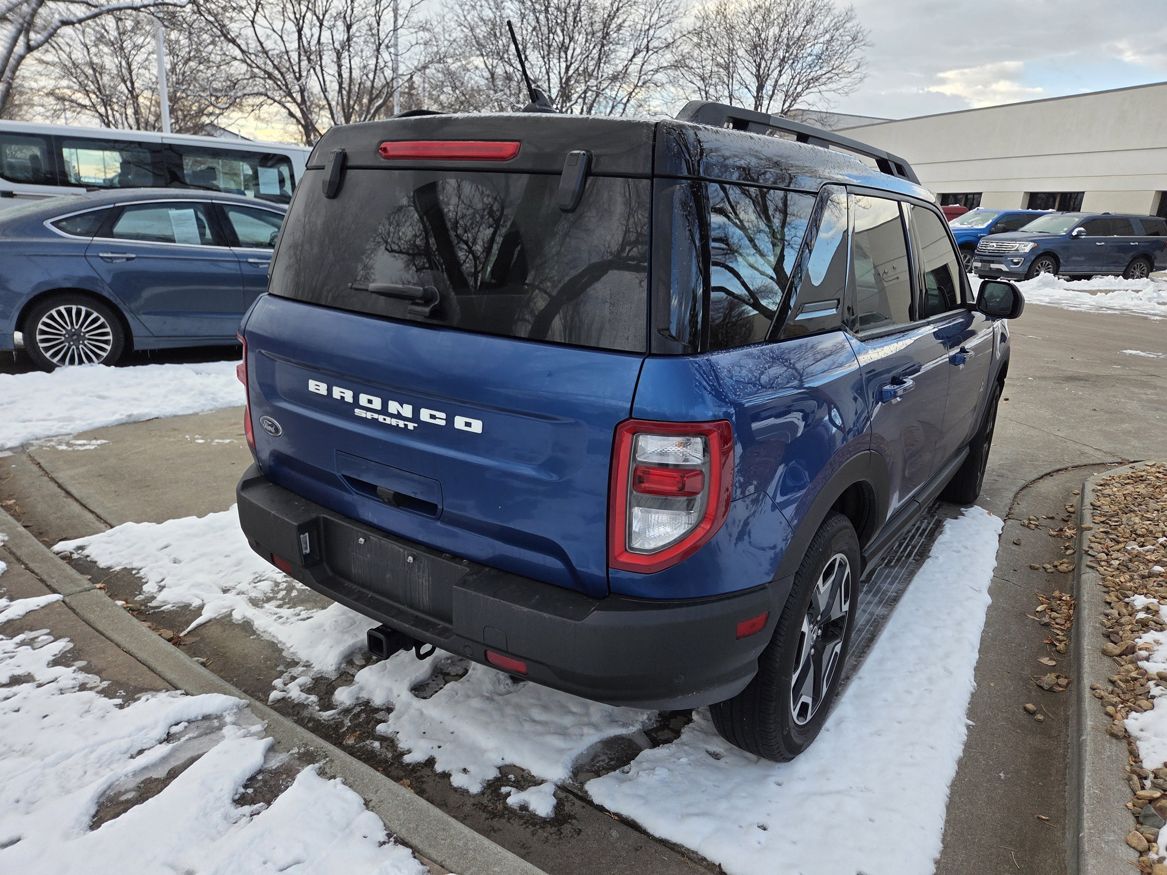 Certified 2023 Ford Bronco Sport Outer Banks w/ Tech Package image 6