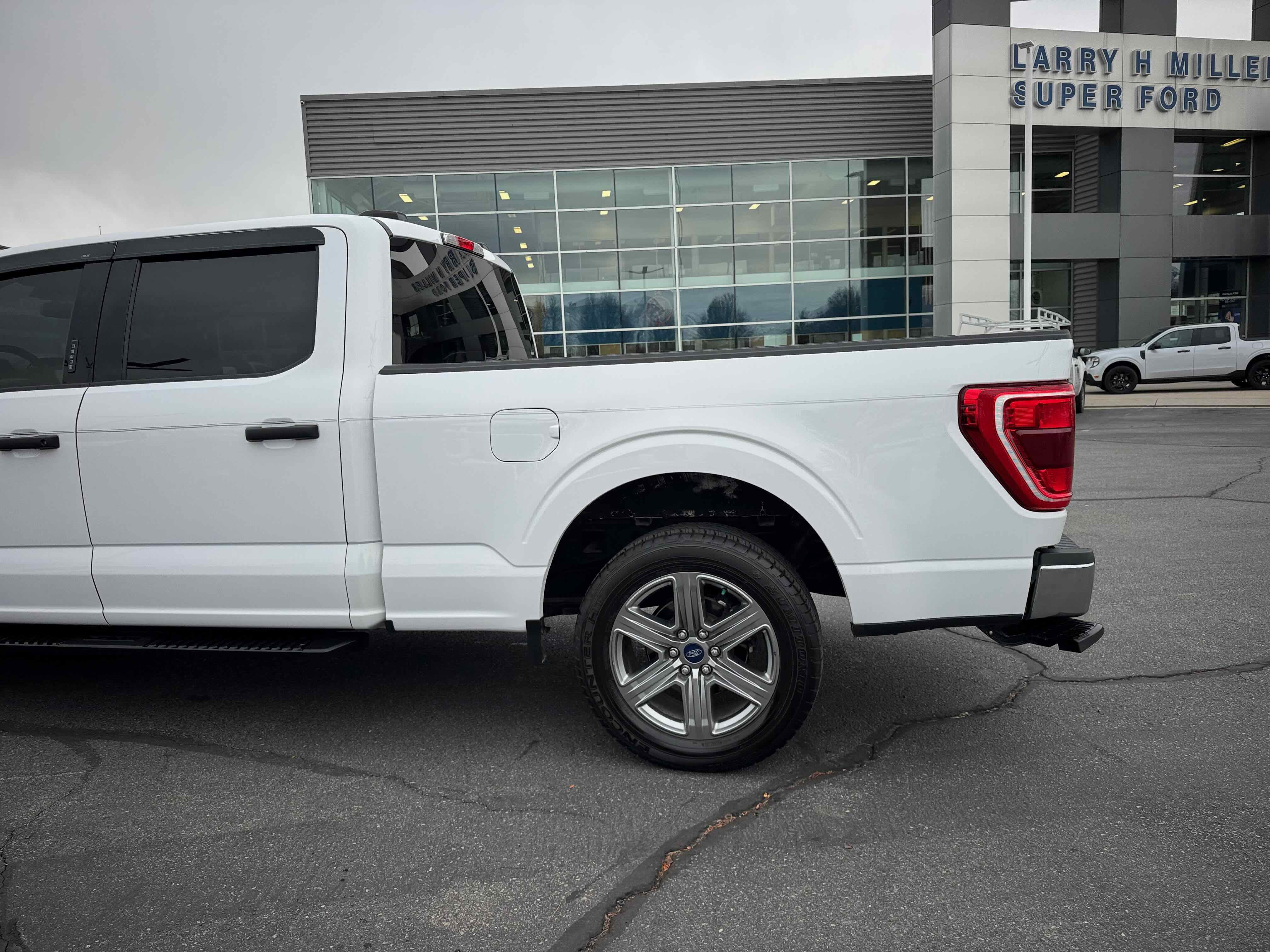 Certified 2021 Ford F150 XLT w/ Equipment Group 301A Mid image 4
