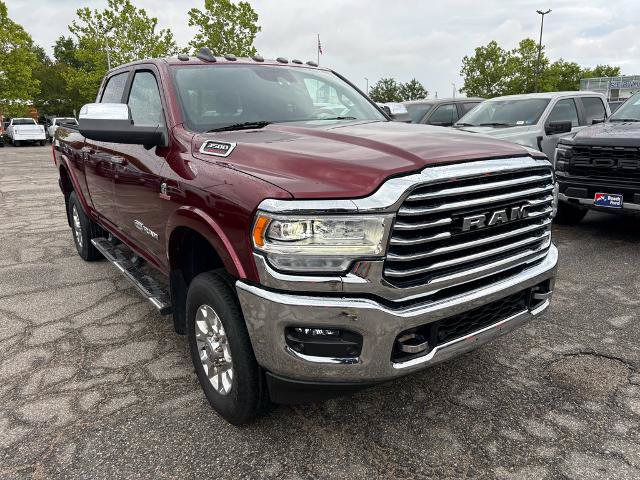 Used 2022 RAM 3500 Limited AWD/4WD image 2