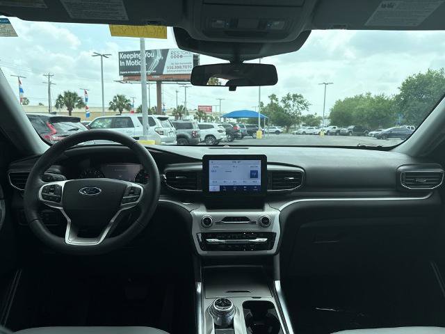 Certified 2021 Ford Explorer XLT w/ Equipment Group 202A RWD image 16