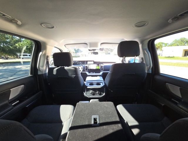 Certified 2025 Ford Expedition Active AWD/4WD image 12