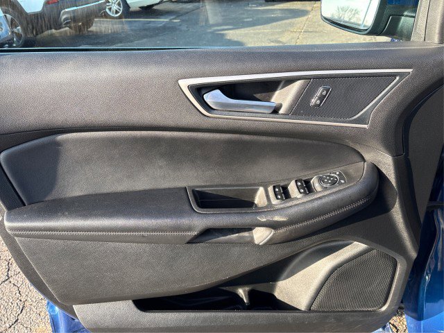 Certified 2024 Ford Edge SEL w/ Class II Trailer Tow Package image 18